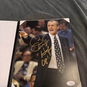 PSA - SIGNED Pat Riley LAKERS COACH PHOTO